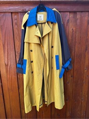 Mujel color block trench